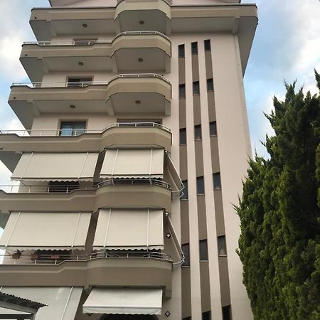 Guest House Il Palazzo Durres Exterior photo