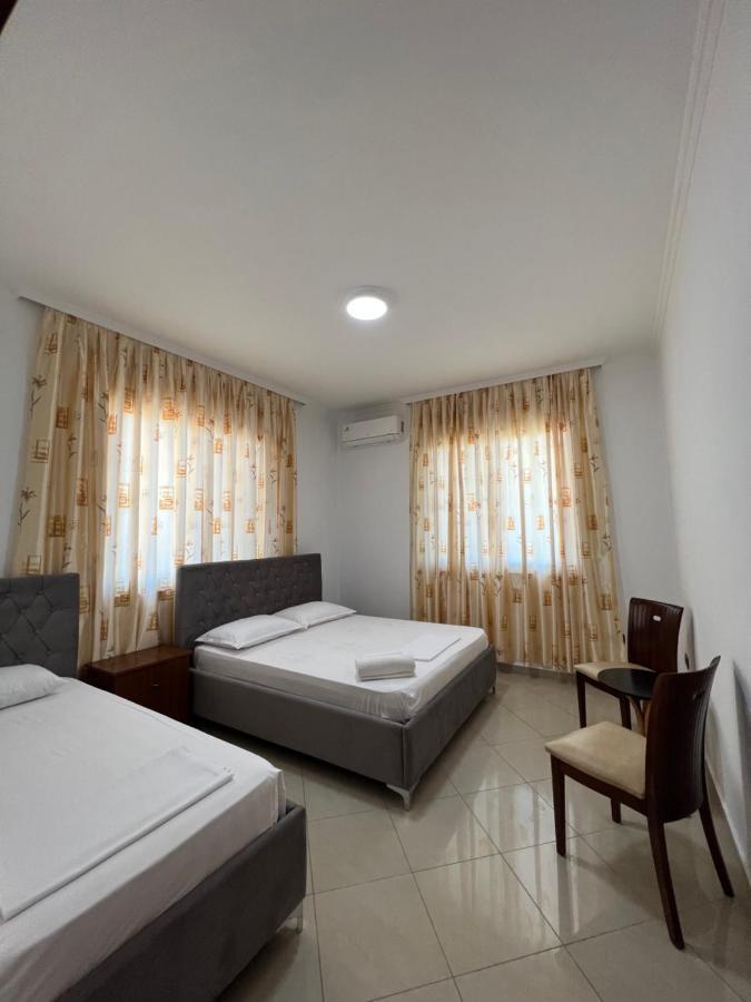 Guest House Il Palazzo Durres Exterior photo