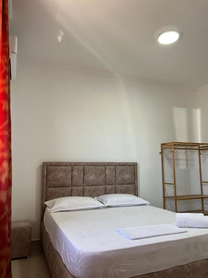 Guest House Il Palazzo Durres Exterior photo