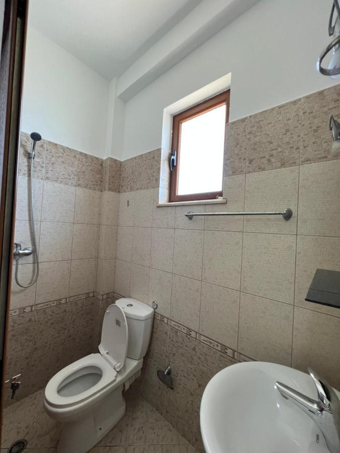 Guest House Il Palazzo Durres Exterior photo