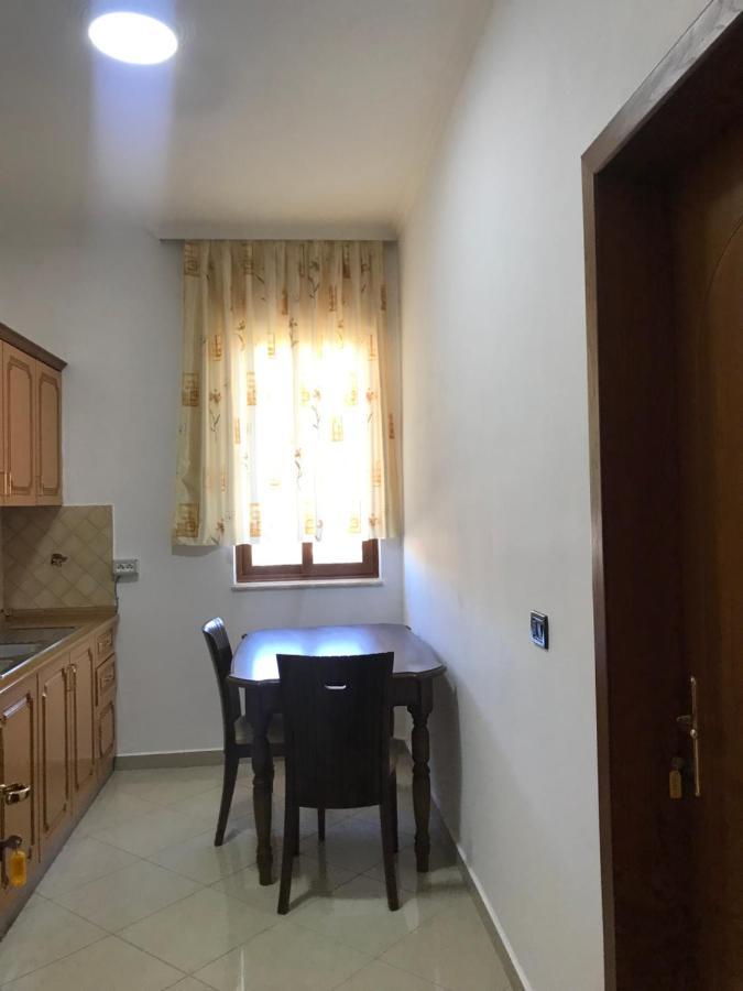 Guest House Il Palazzo Durres Exterior photo