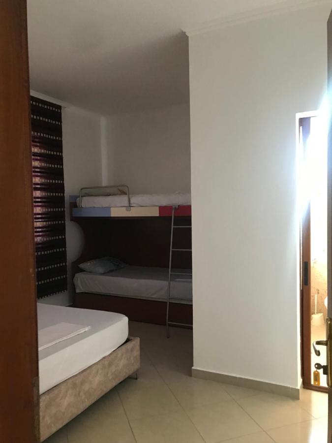 Guest House Il Palazzo Durres Exterior photo